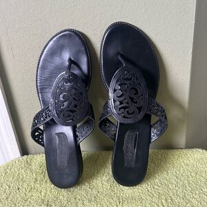 Brighton Black Thong Sandals Sz 9.5